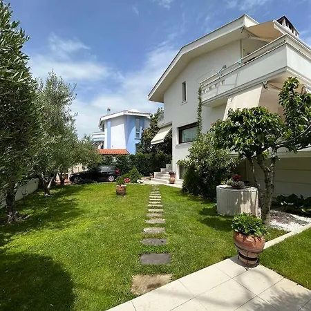 Soula Apartment